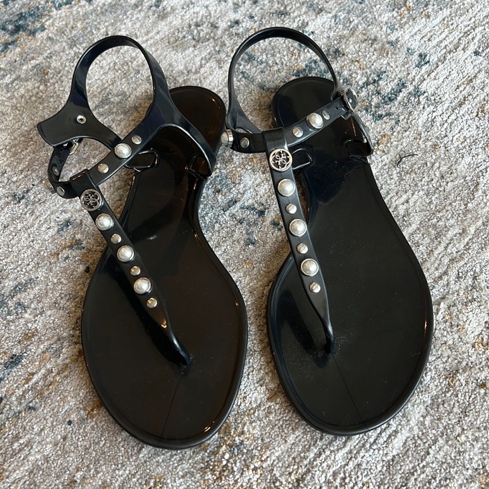 Guess sandals